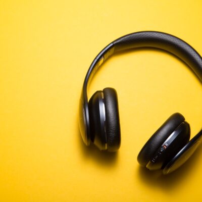 Pro Noise Cancelling Headphones